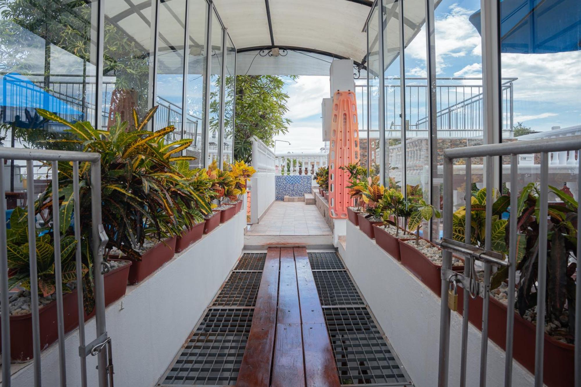 Hotel 3 Banderas Cartagène Extérieur photo
