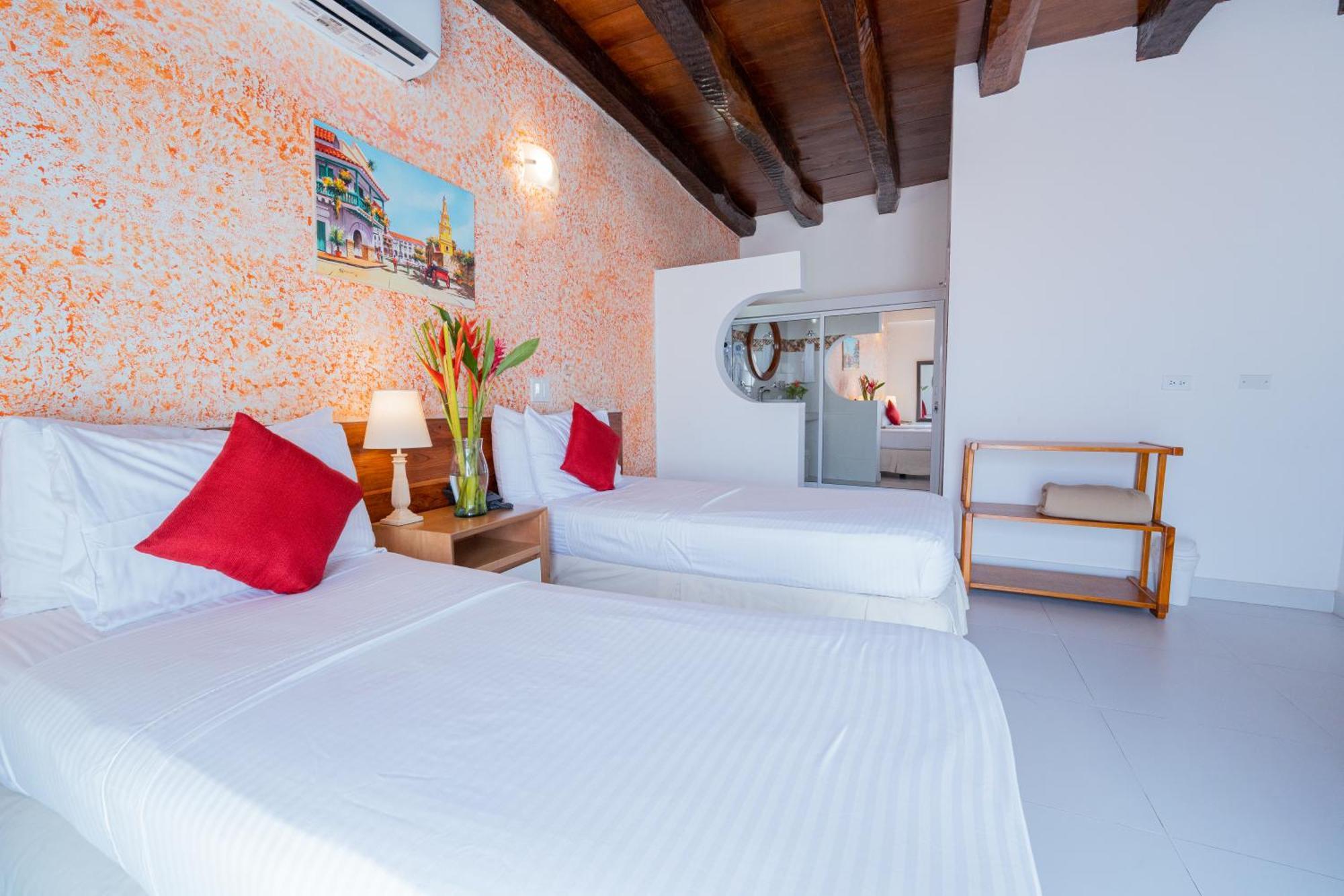 Hotel 3 Banderas Cartagène Extérieur photo
