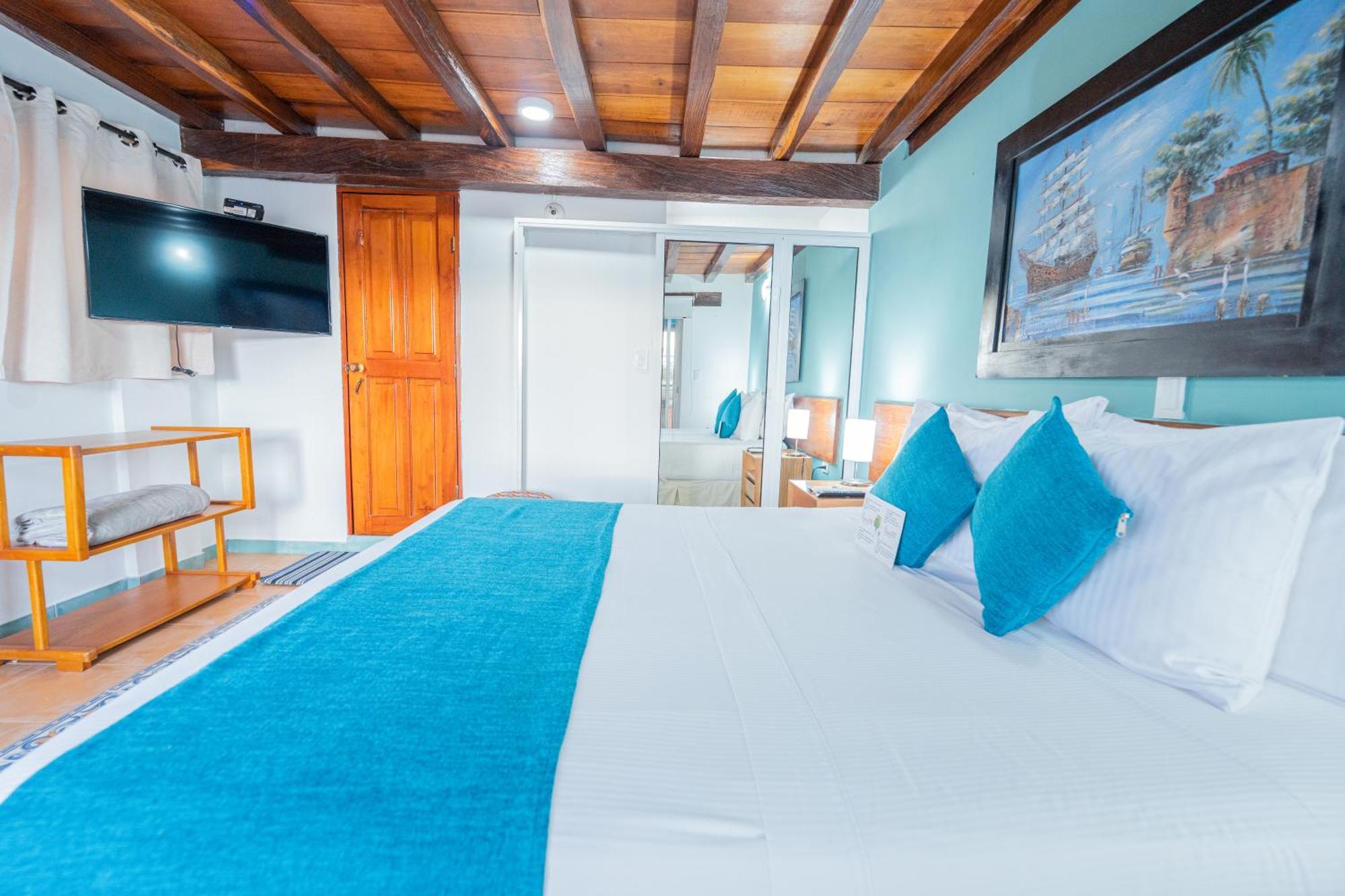 Hotel 3 Banderas Cartagène Extérieur photo