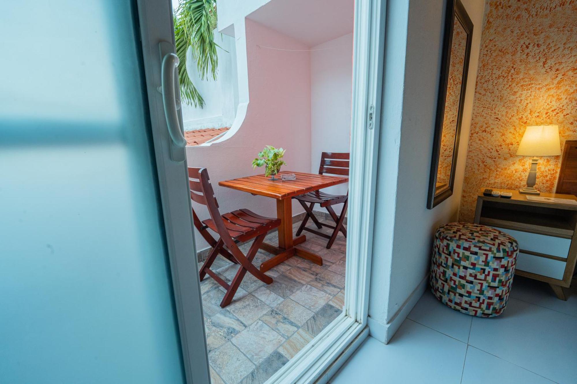 Hotel 3 Banderas Cartagène Extérieur photo