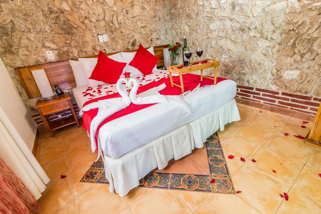 Hotel 3 Banderas Cartagène Extérieur photo