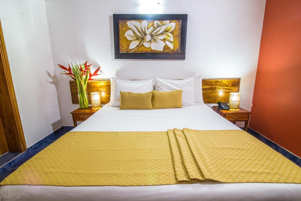 Hotel 3 Banderas Cartagène Extérieur photo